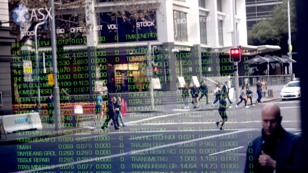 Tech, property stocks drop as ASX closes lower on mixed day of trading, investors weigh up oil prices