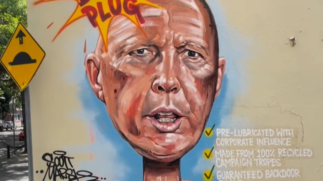 Prolific street artist Scott Marsh unveils controversial new Peter Dutton mural in Darlinghurst, Sydney