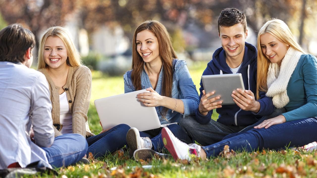 ‘Doesn't actually help': University responds to Albo's HECS cuts