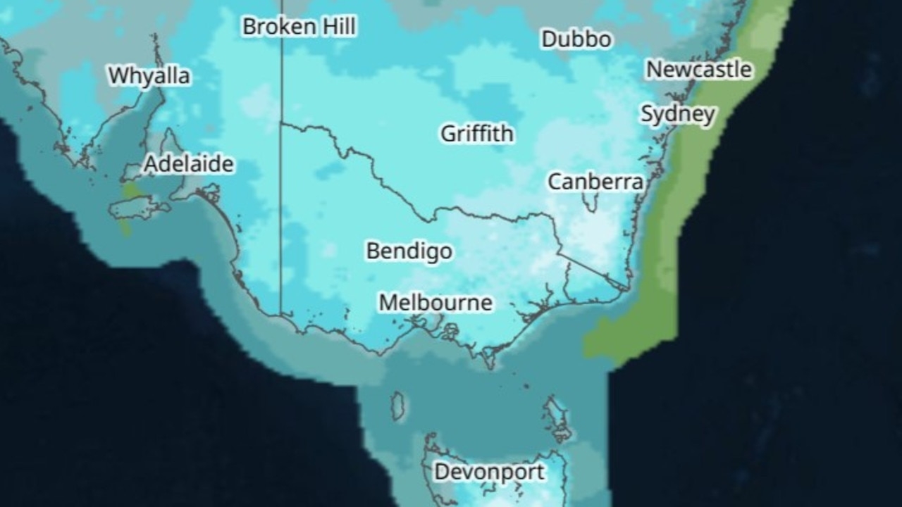 Winter weather sets in across country as frost, heavy rain loom