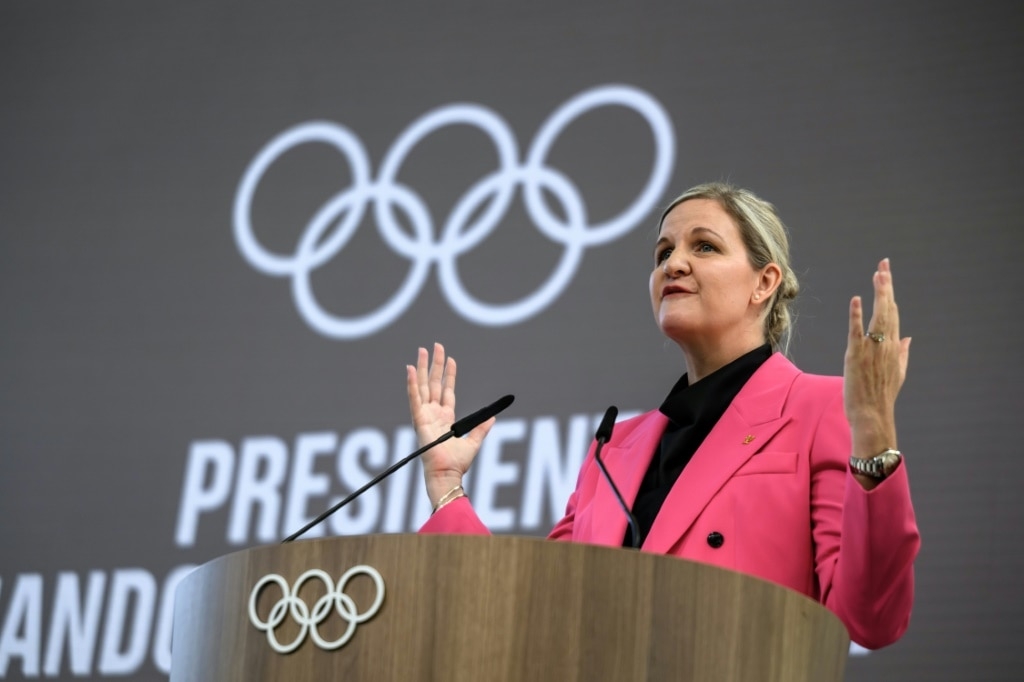 IOC is in 'best of hands', says Bach as he hands over to Coventry