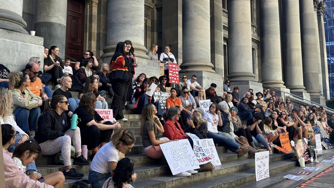 No More rally: Hundreds gather in Adelaide to protest violence against women