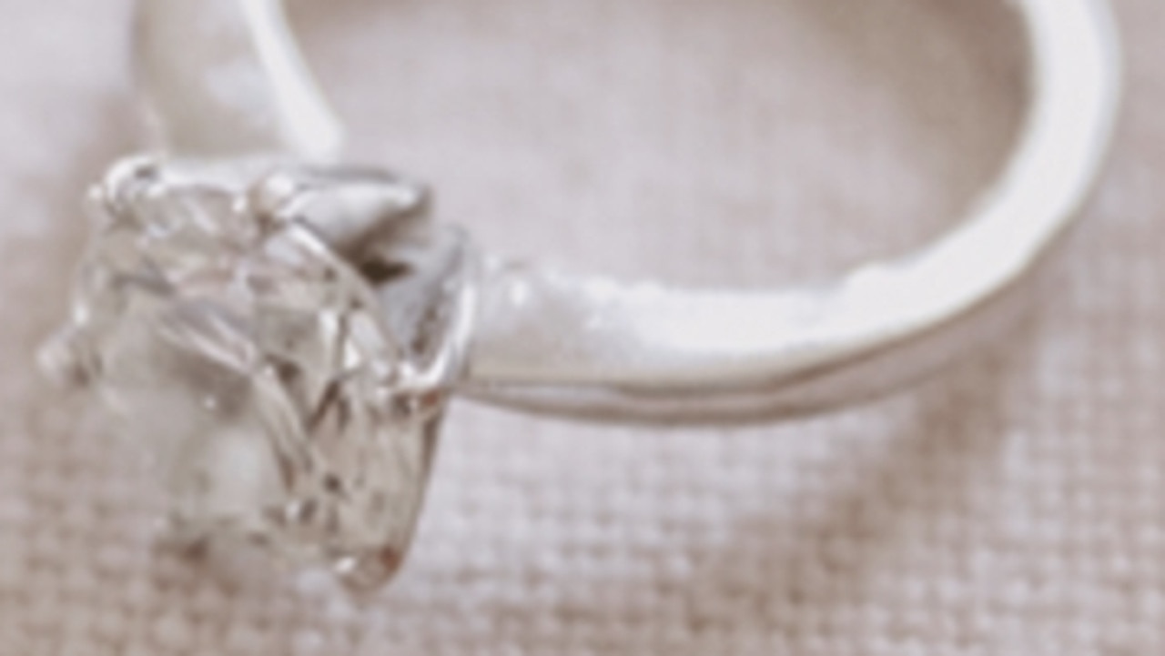 Toorak thieves allegedly steal $75k of jewellery and WWII medals
