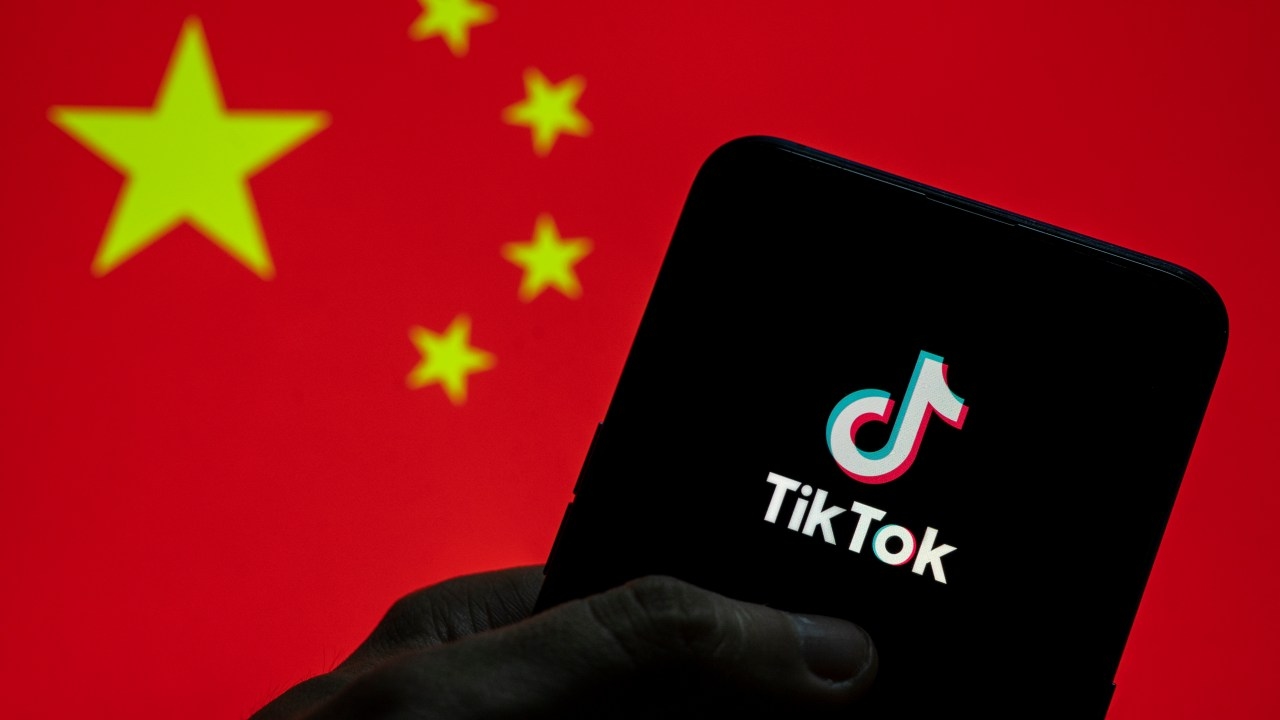 Reports TikTok threatening 'constitutional challenge' against Labor's social media ban, raising foreign influence concerns