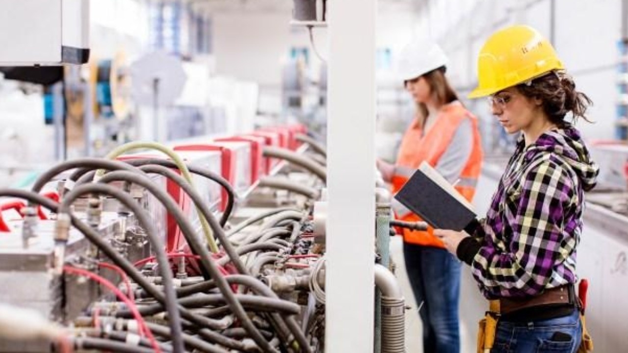'Widespread digital skills shortage' hitting 150,000 businesses nationally, ACS warns as it calls for new fast-tracked tech skills framework