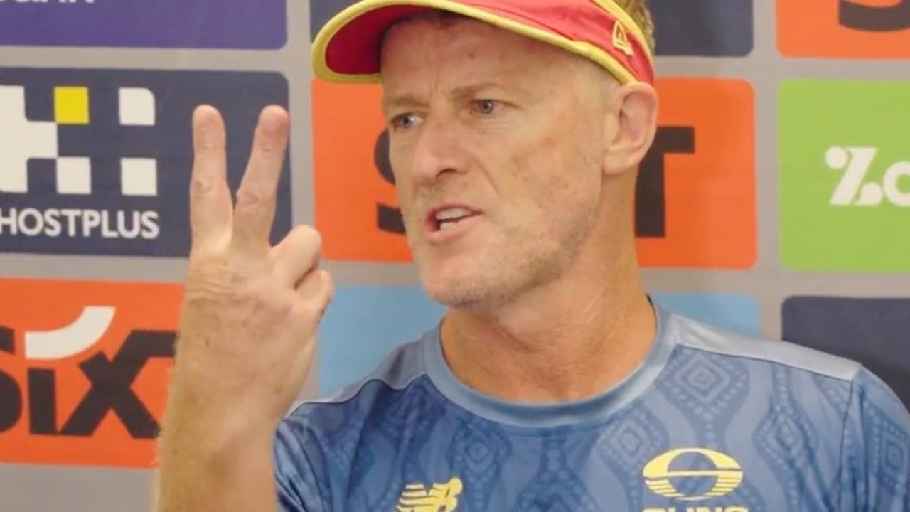 After being hit with a $2000 fine for giving the bird to the umpires, Damien Hardwick delivered a not-so-subtle response