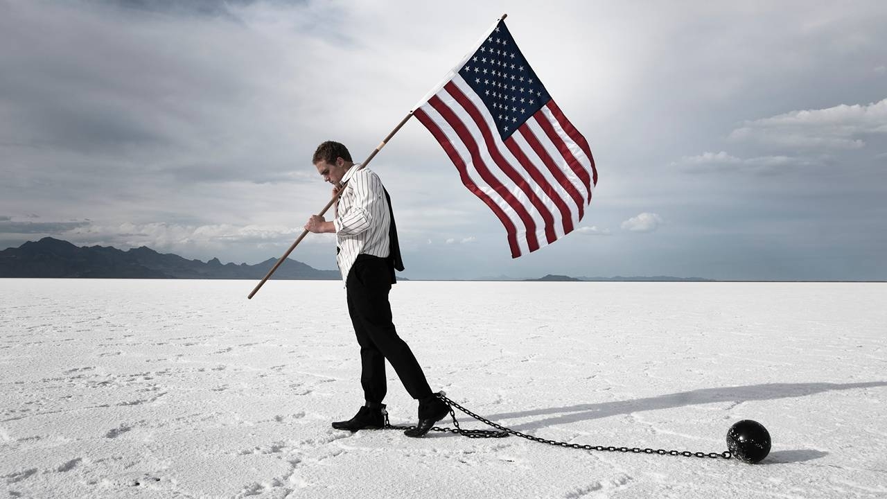 The Big Picture: The US is in economic strife and investors should look further afield