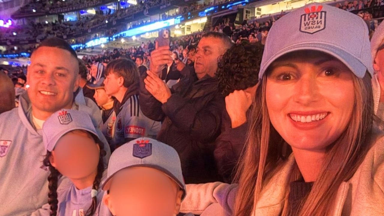 Jarryd Hayne returns to Origin arena side-by-side with his family