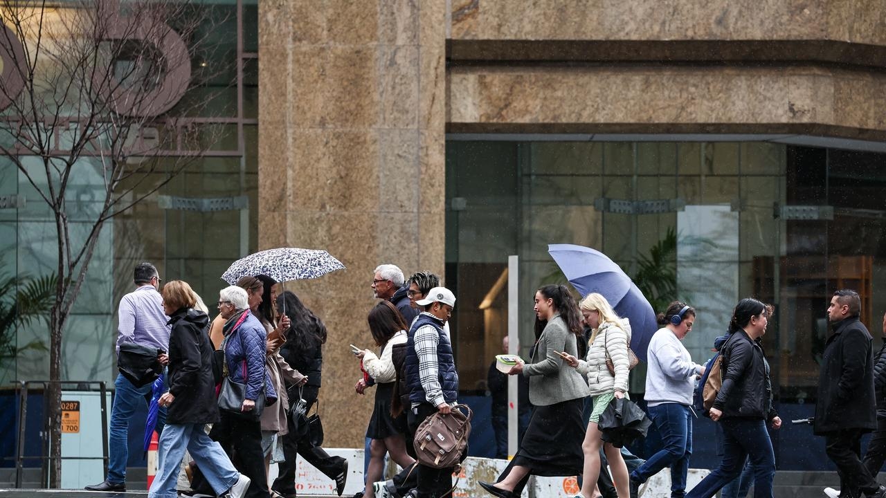 ACTU to propose four-day work week and reduced hours that won't impact pay