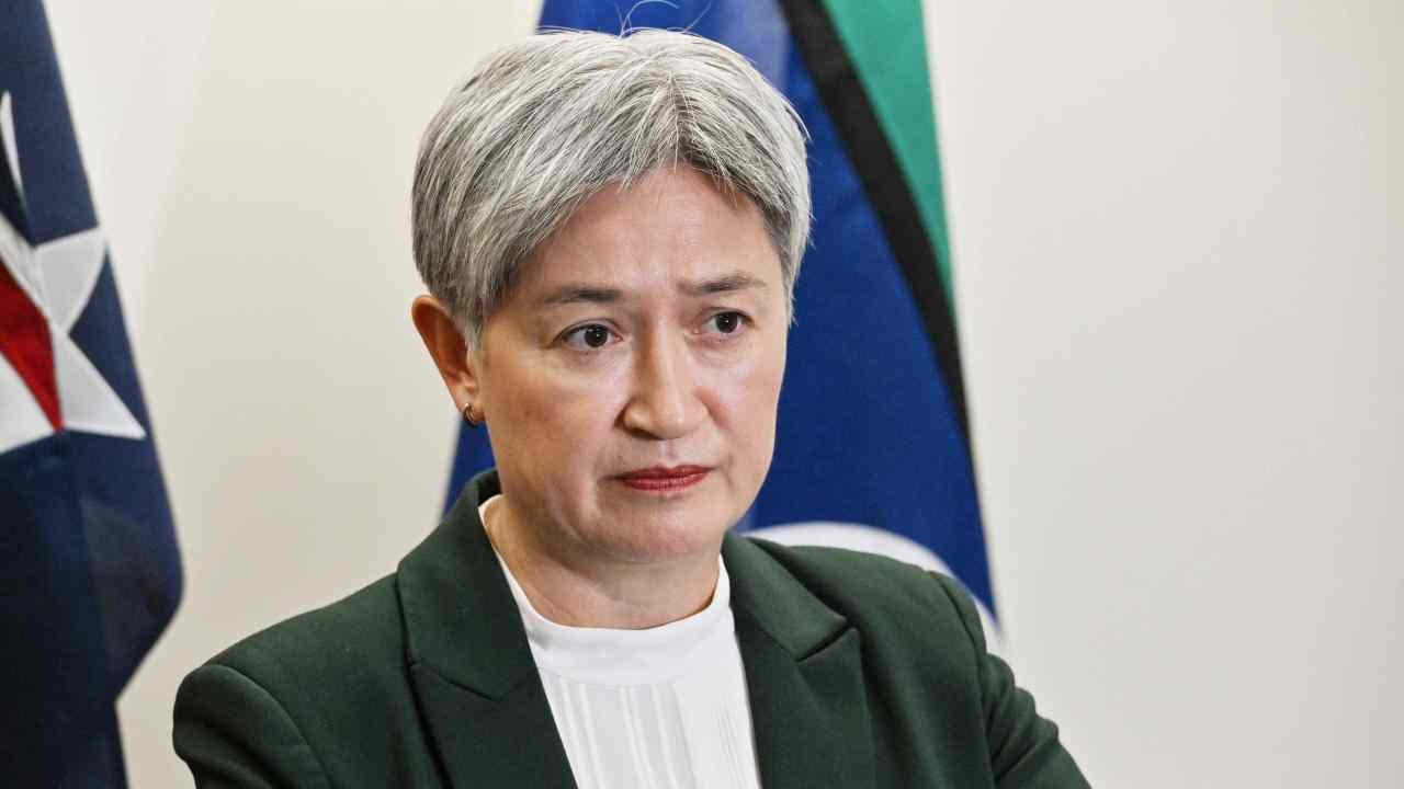 Foreign Affairs Minister Penny Wong's response to Chinese espionage shows 'lack of backbone', former AFP officer says