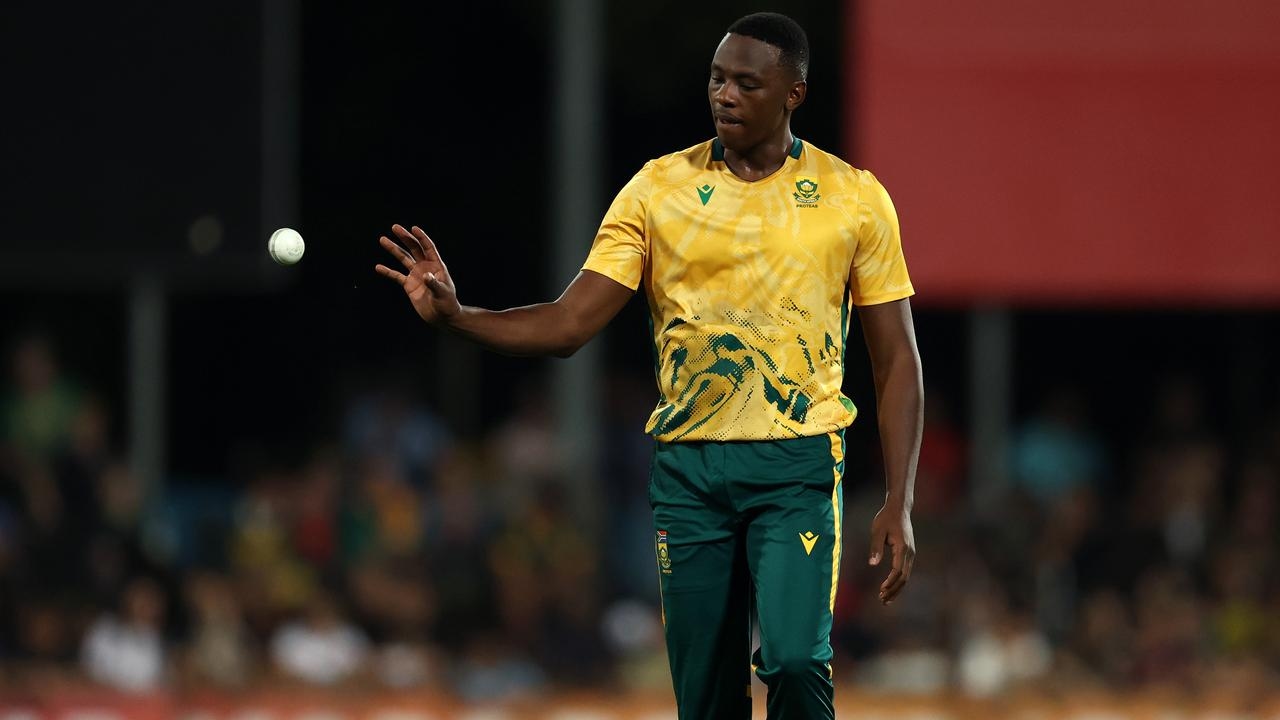 Australia vs. South Africa, first ODI, live scores: Visitors lose spearhead as series gets under way in Cairns