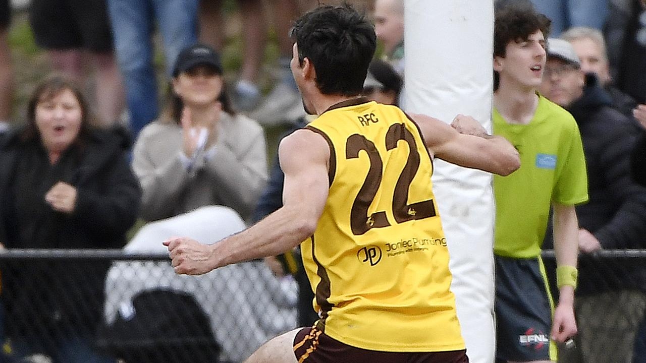 EFNL 2025: Resurgent Rowville ends East Ringwood's unbeaten run