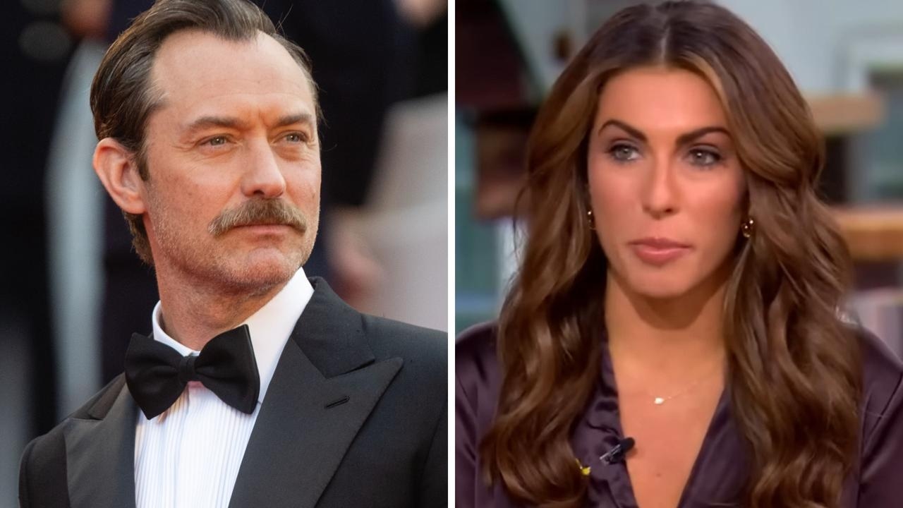 TV star accidentally flashed Jude Law in backstage mishap