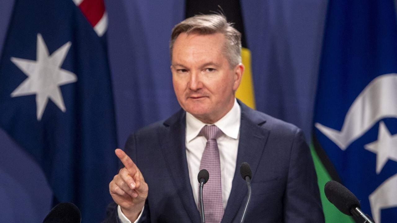 Chris Bowen's energy policies are a ‘slow-motion trainwreck'