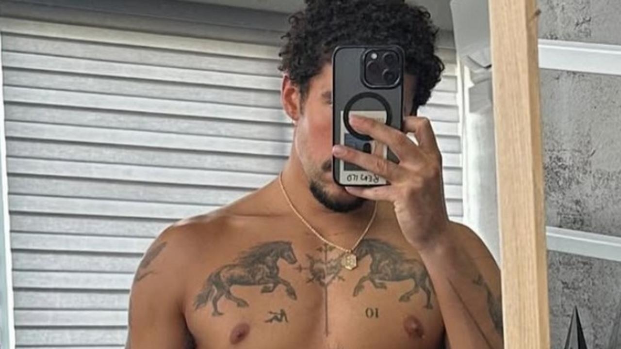 Bad Bunny sends fans into meltdown with X-rated mirror selfie