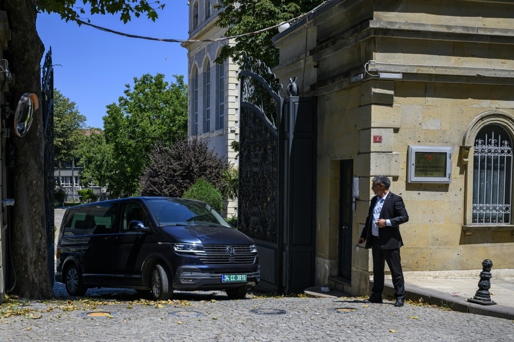 Iran says it held 'frank' nuclear talks with European powers