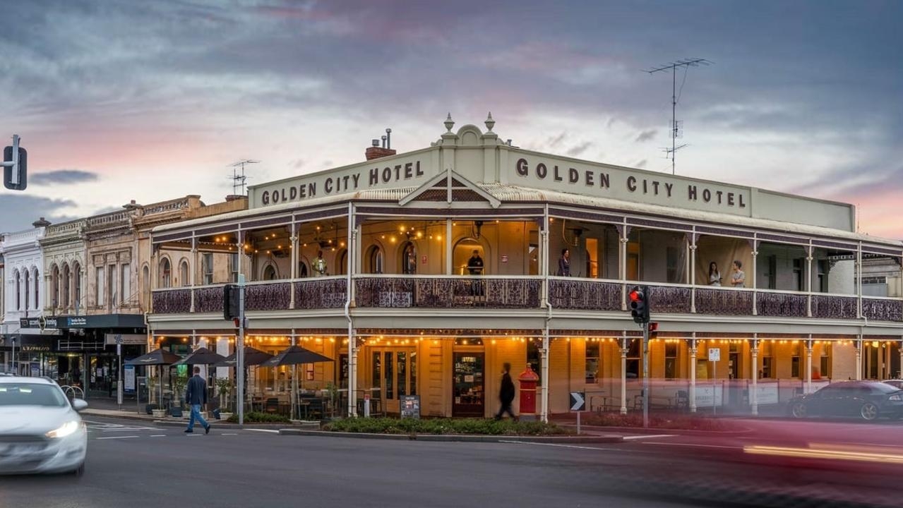 Ballarat's Golden City Hotel to be auctioned off at Crown Casino