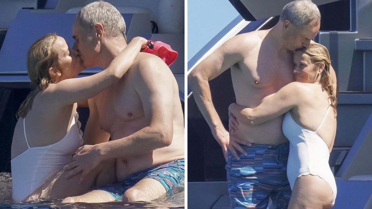 Reese Witherspoon's hot and heavy PDA with boyfriend Oliver Haarmann on yacht in France