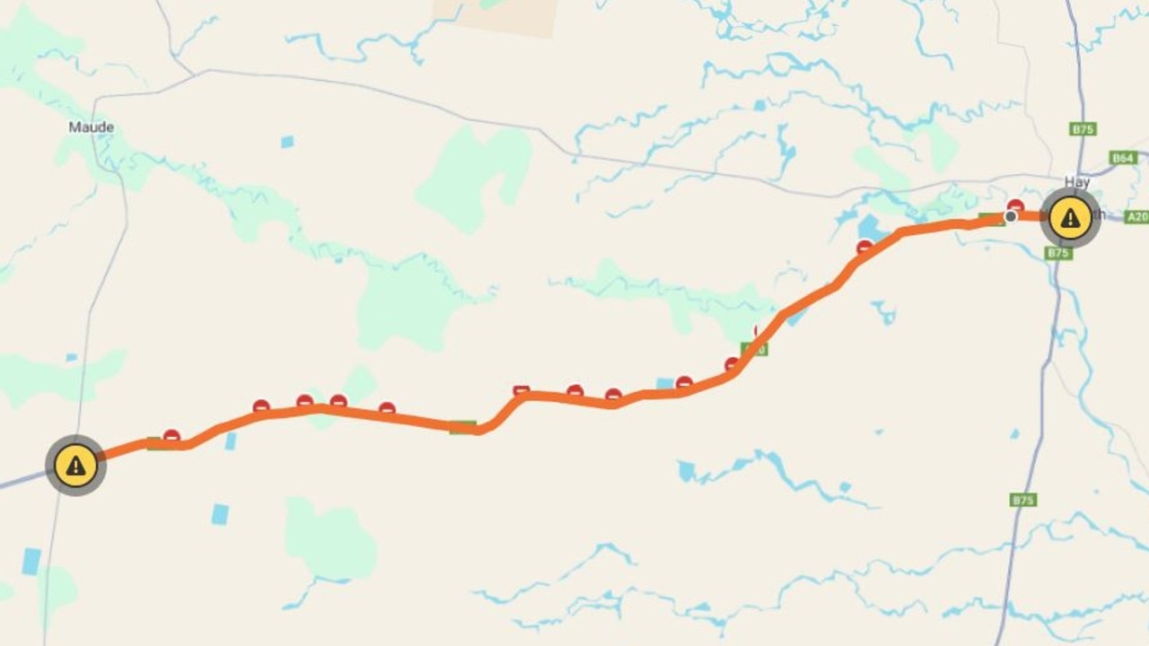 Truck fire shuts down Sturt Highway between Hay South and Maude in NSW