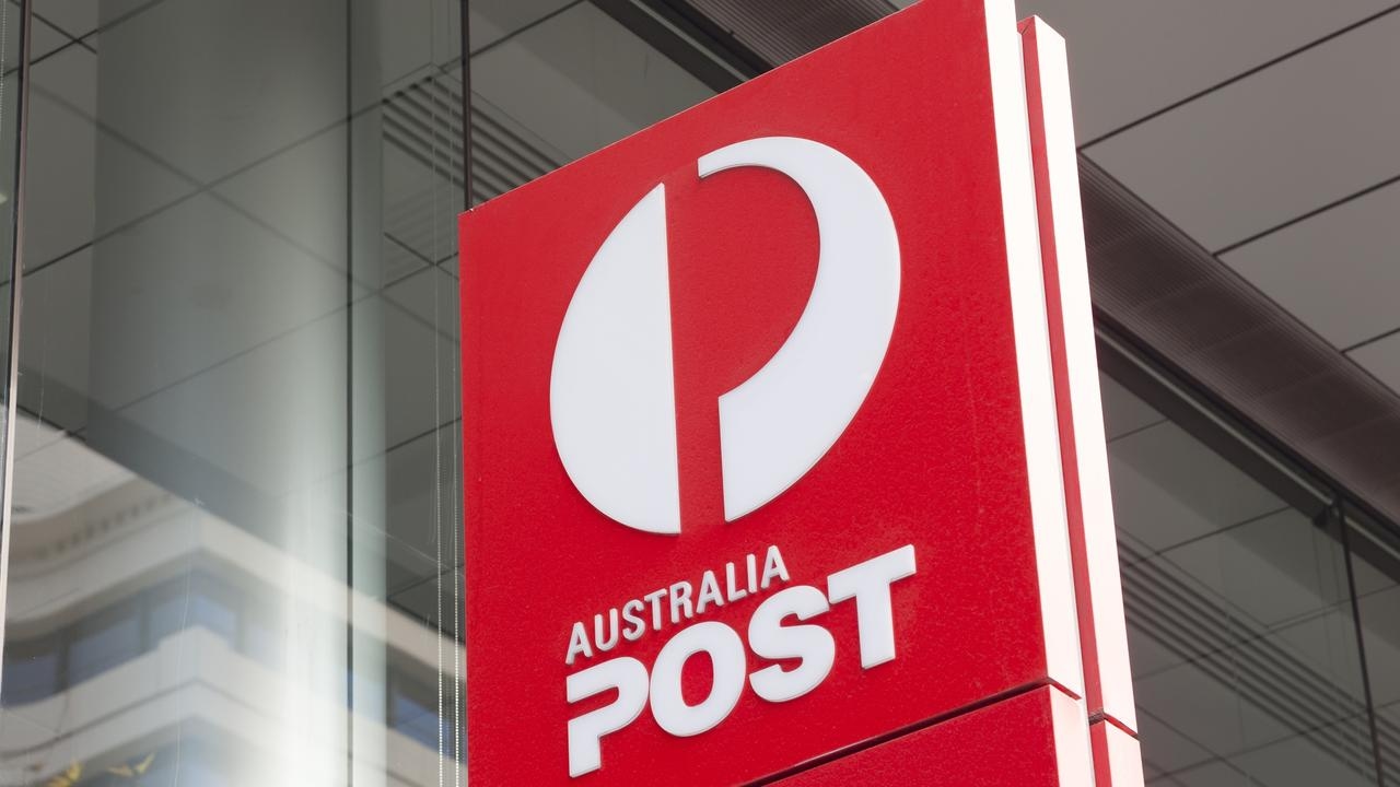 Customers' mail stolen in a series of break-ins at Australia Post's Melbourne GPO
