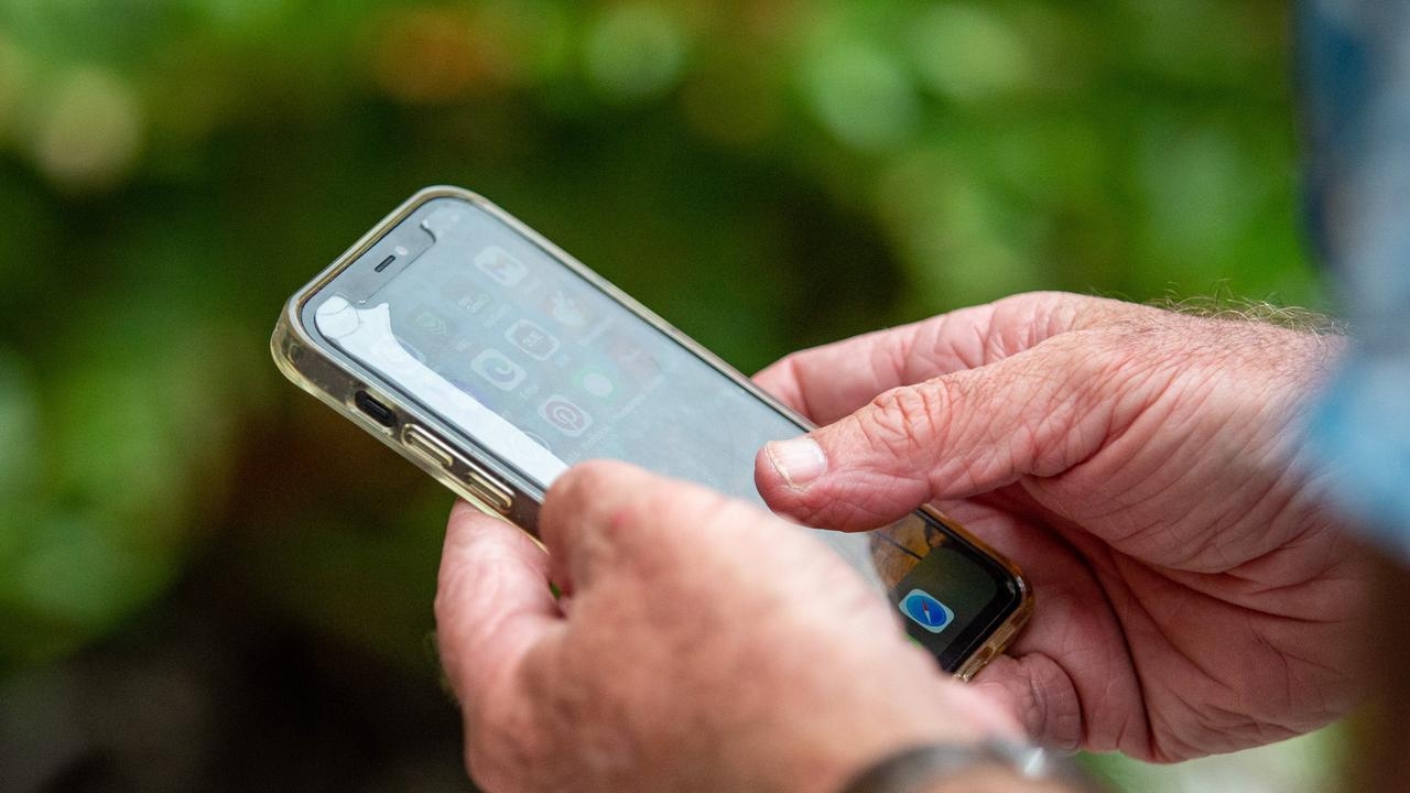 South Australia to ban phones, personal devices in childcare centres