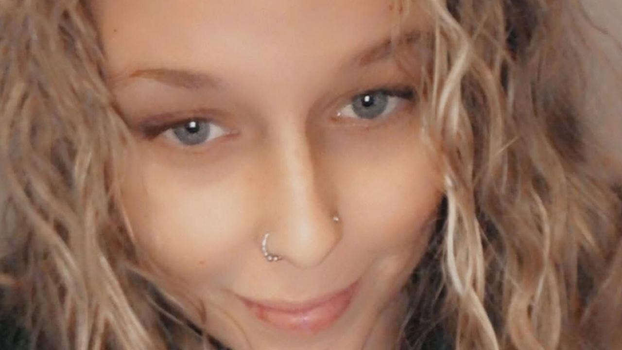 Samantha Fielder: Tributes flow for 21yo killed in Nankin crash