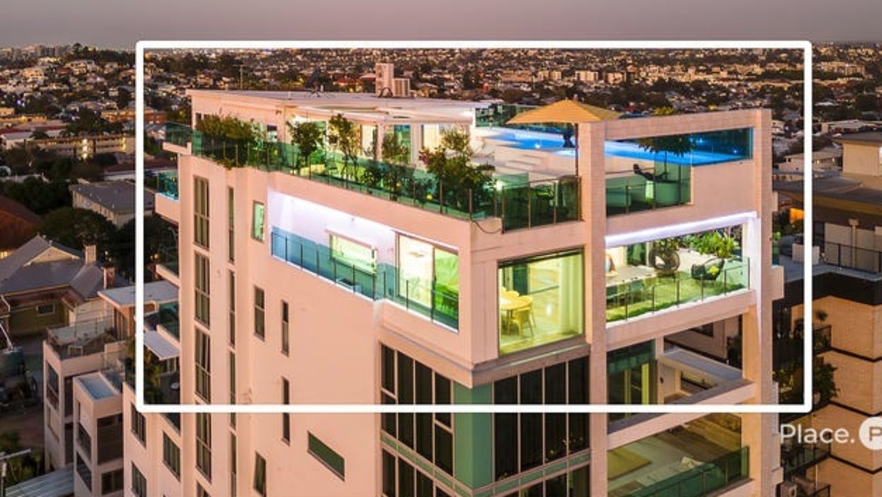 Party pad that has hosted celebs and sports stars hits the market