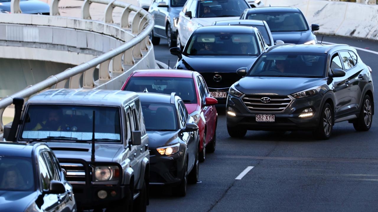 Productivity Commission calls for changes to road user charges to fund road upgrades