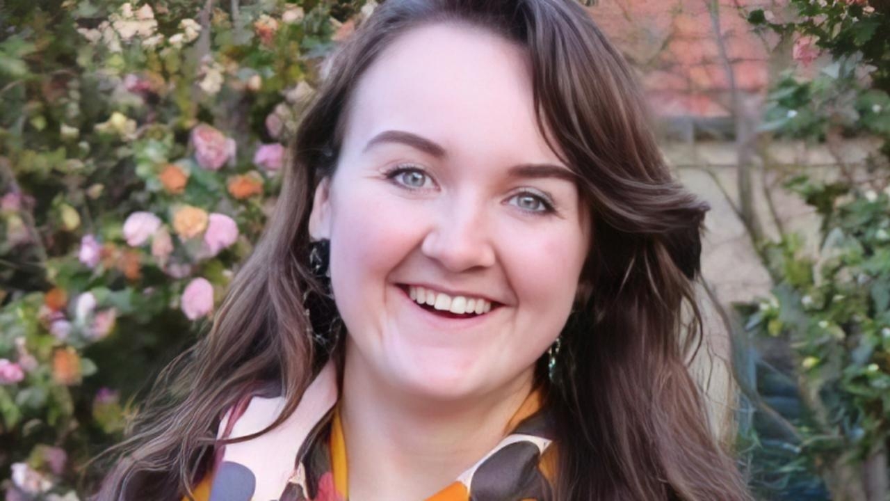 Melbourne teacher banned for relationship with ex-student