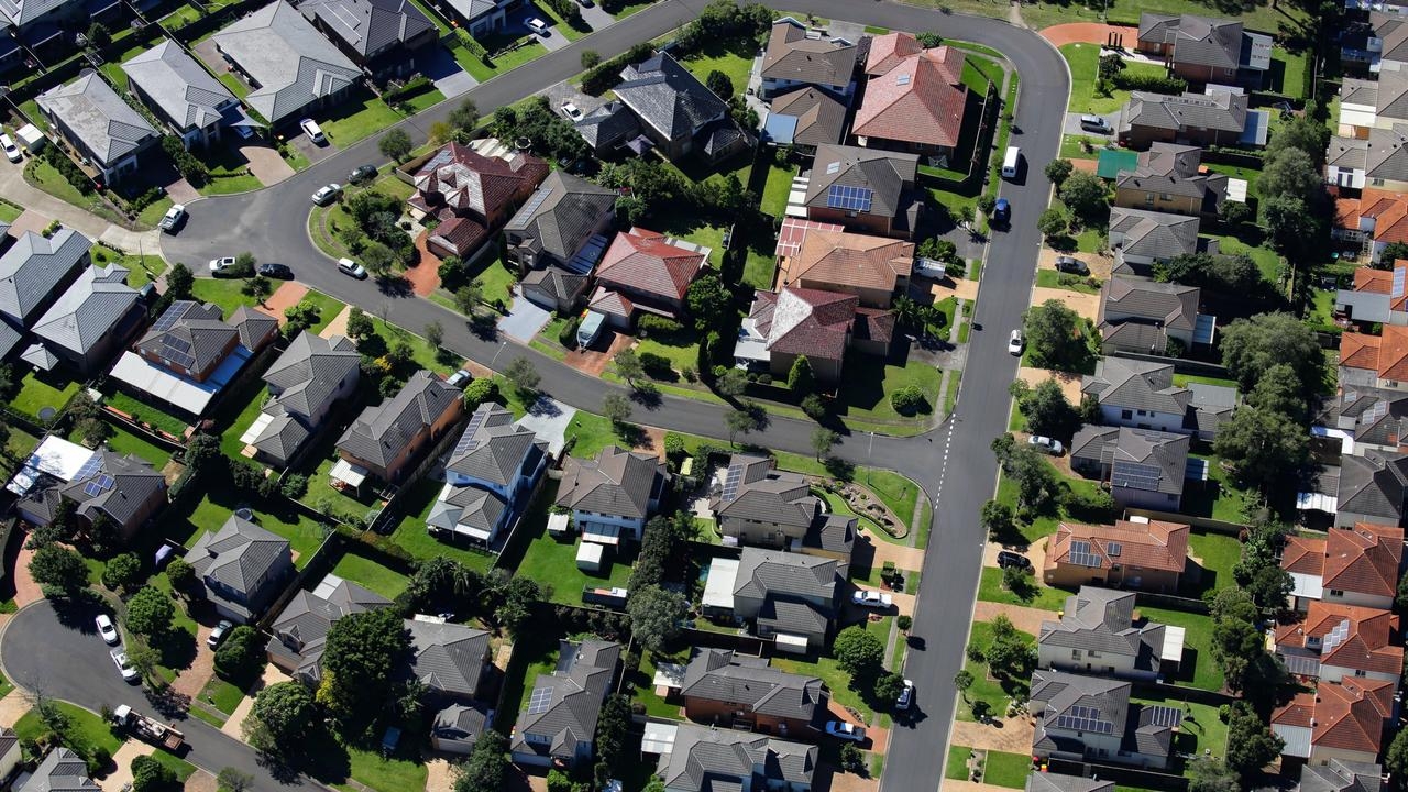 More than one million Aussie homes at risk from fires, floods as housing crisis deepens