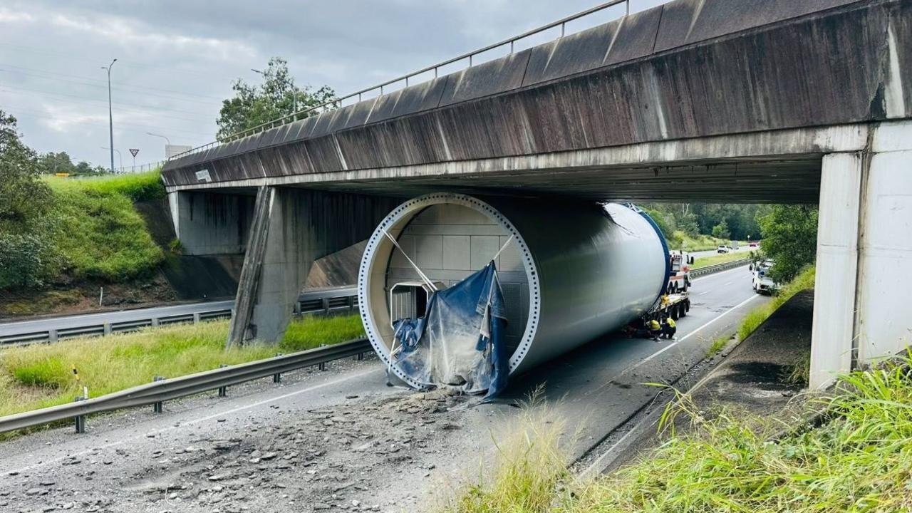 Overpass to reopen days after Warrego Highway wind turbine bridge strike