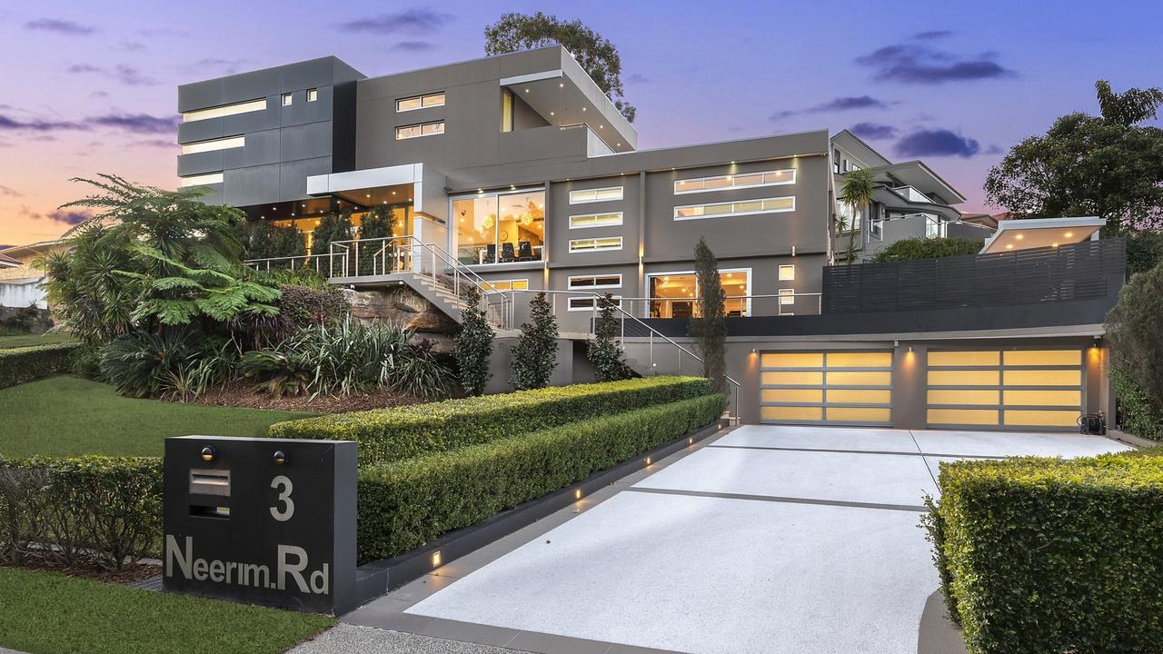 House where Fadi Ibrahim was shot returns to the market