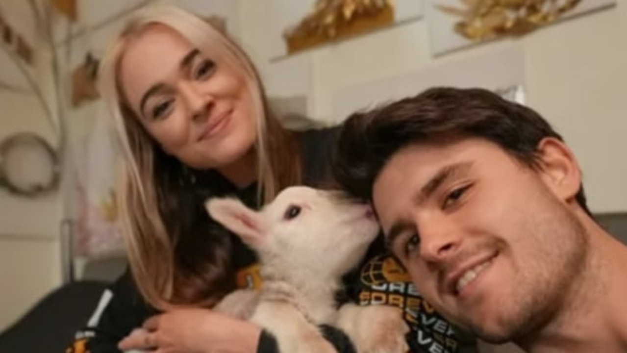Vegan activist Tash Peterson raising $30,000 to leave Australia after defamation suit