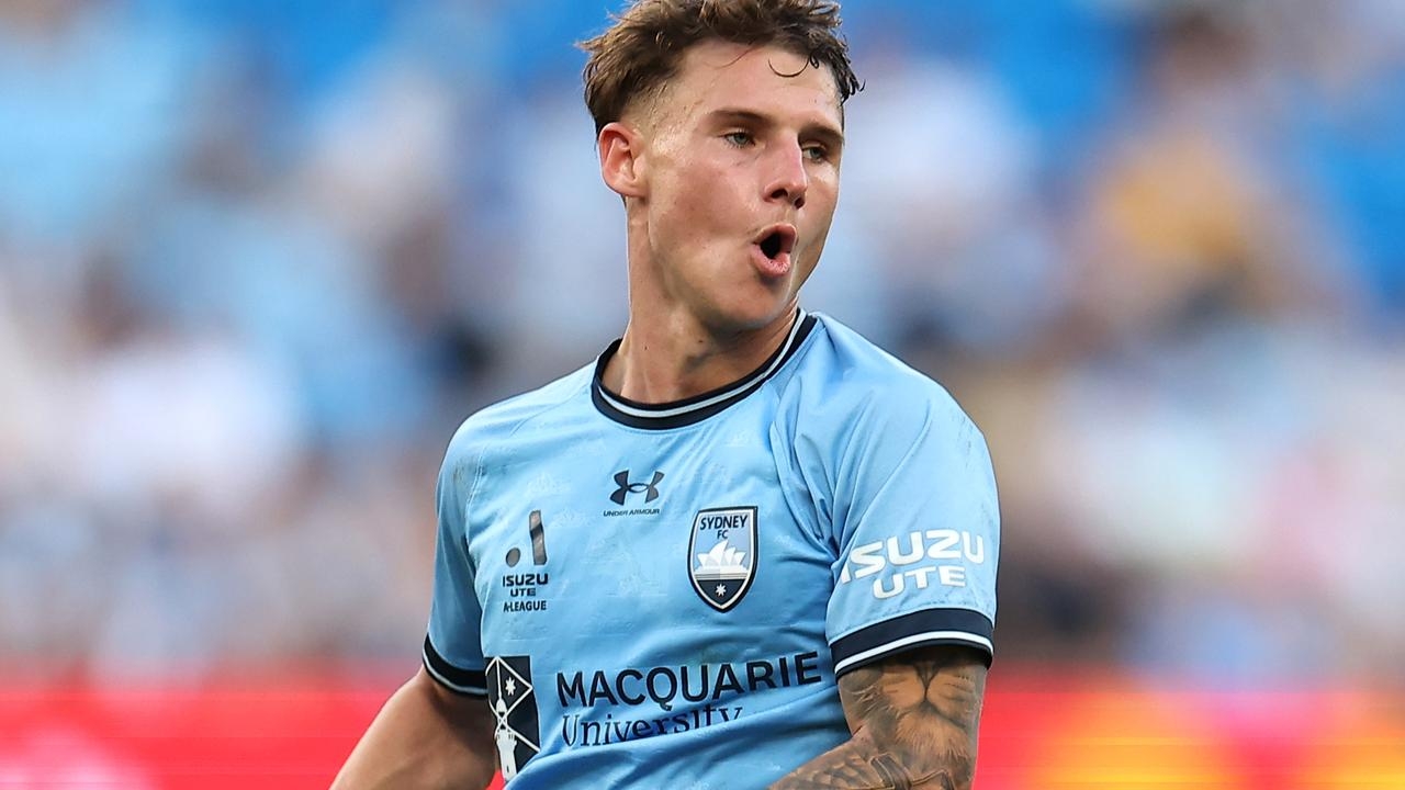 Adrian Segecic parts ways with Sydney FC to join English Championship club Portsmouth
