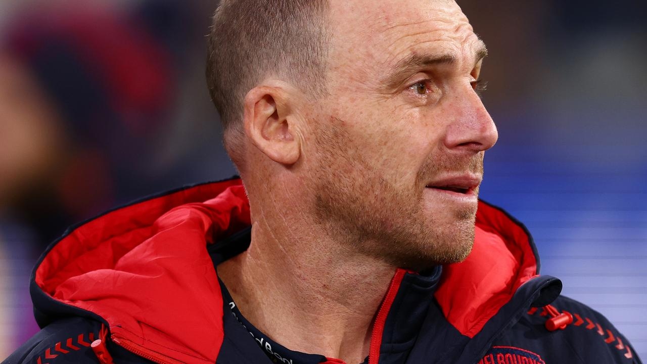 A social media threat to Melbourne coach Simon Goodwin will go unpunished after an AFL investigation