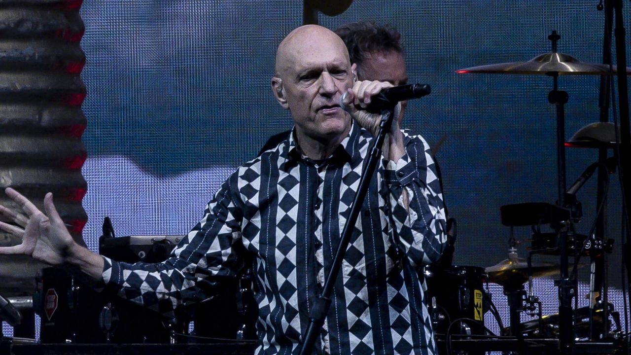 Peter Garrett blasts AI copyright proposal