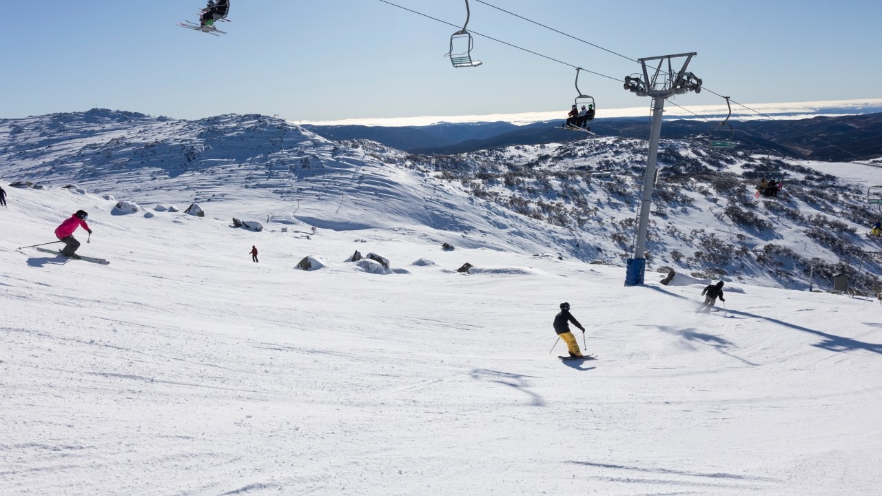 'Absolutely perfect': Australian ski fields set for clear weekend conditions as chilly weather forecast across the nation