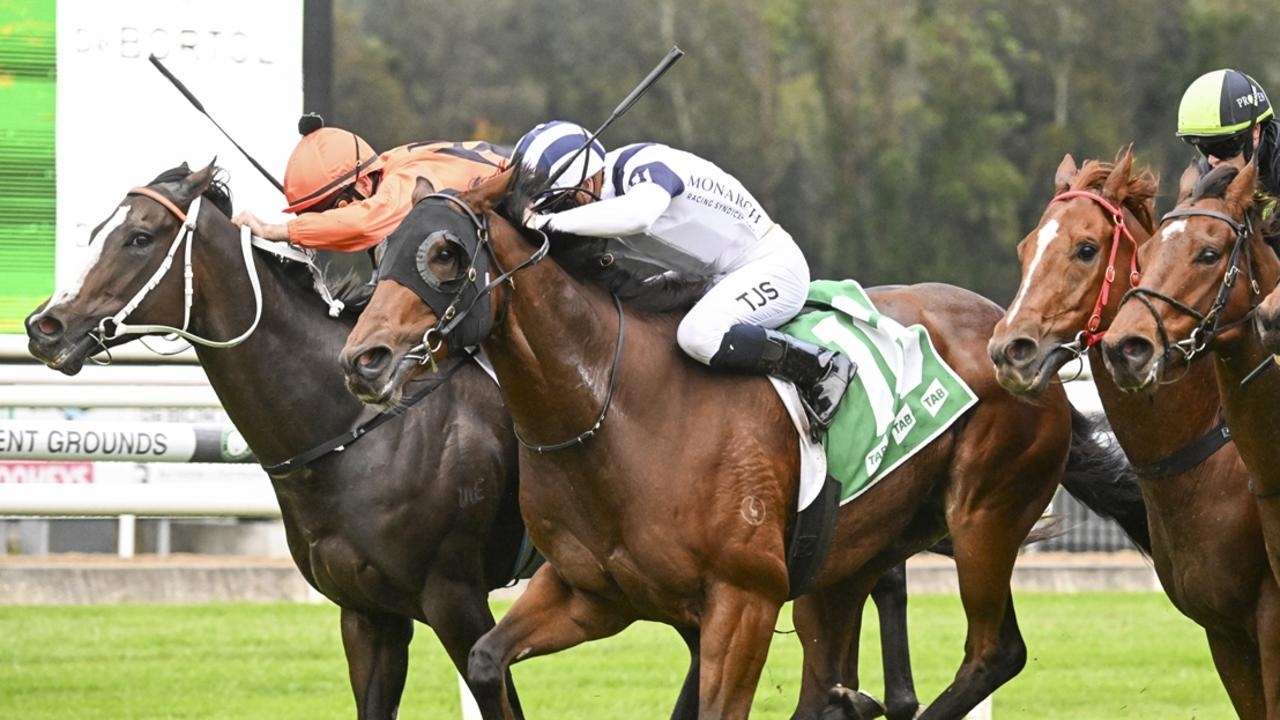 Barber cuts it fine to post first win for new connections in Takeover Target Stakes