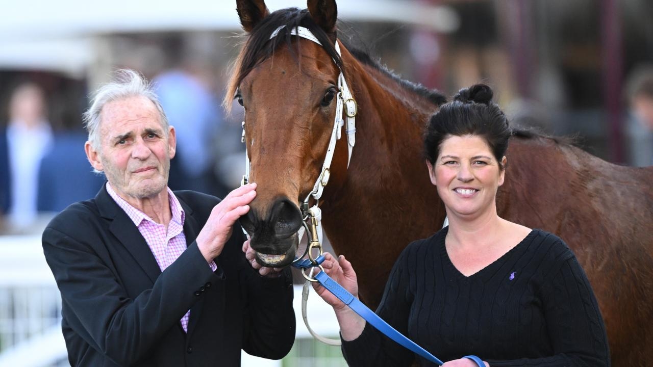 Father Ray Besanko shares special win with daughter Kasey with Illyivy before he hands over training reins