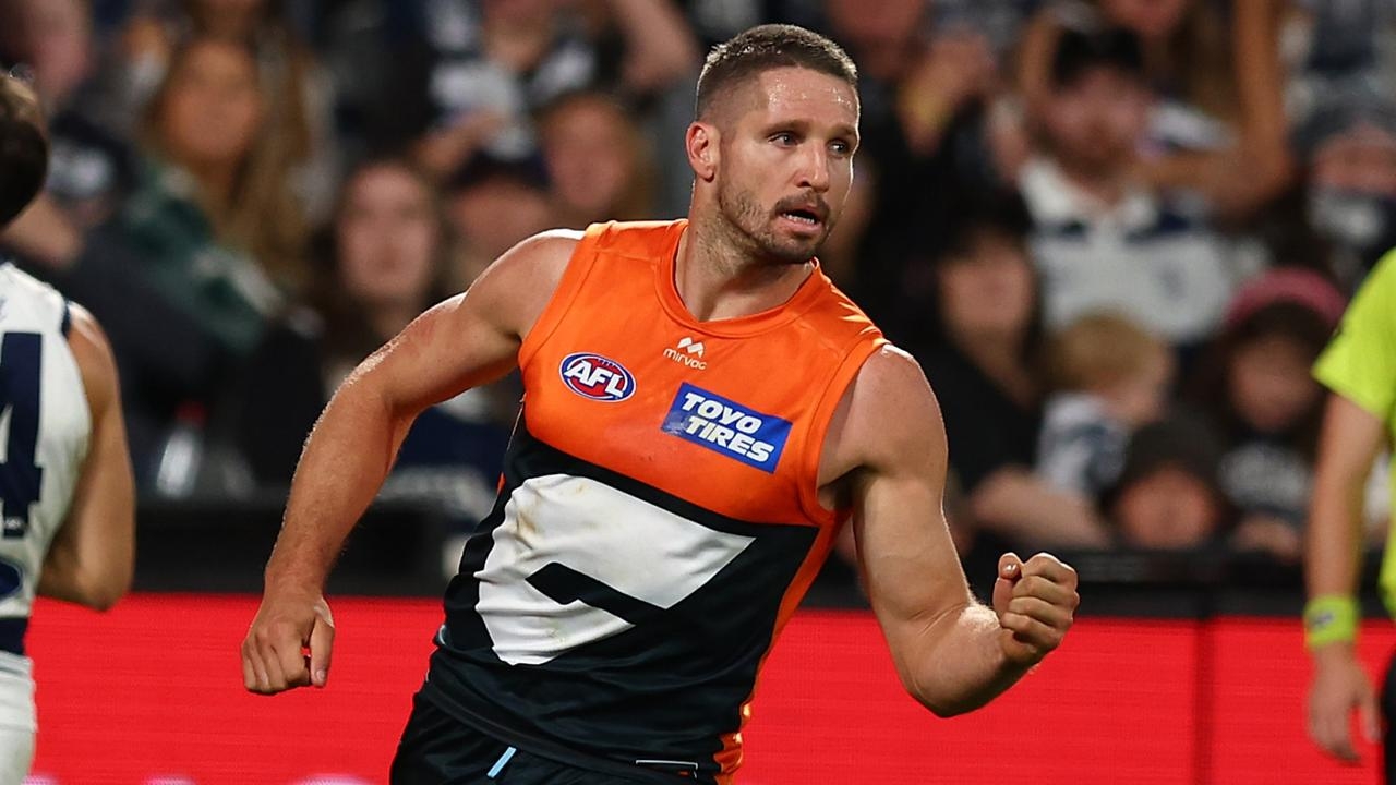 GWS Giants soar as Geelong's recruit of the year turns it on
