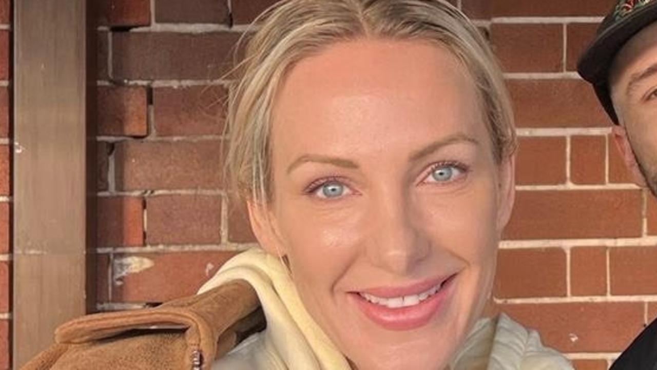 Friend's heartbreaking message as search continues for missing woman Rachel Walker