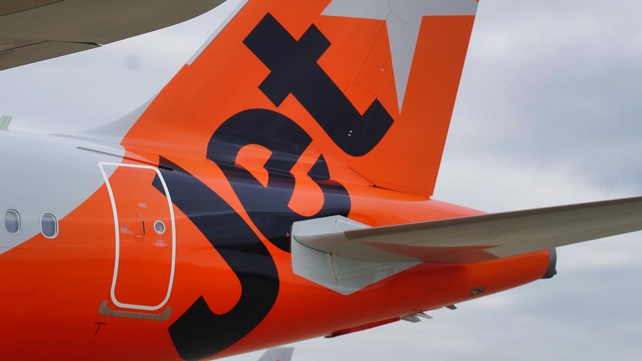 Qantas announces it will shutdown its Asia operation