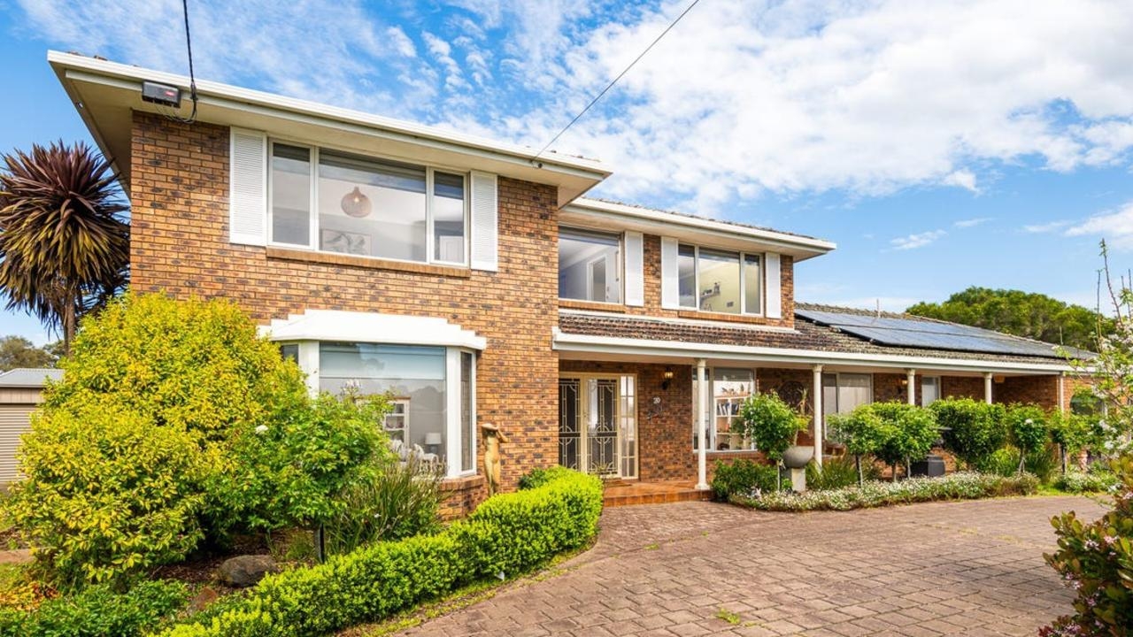 Unusual two-for-one Moolap property sells for record price