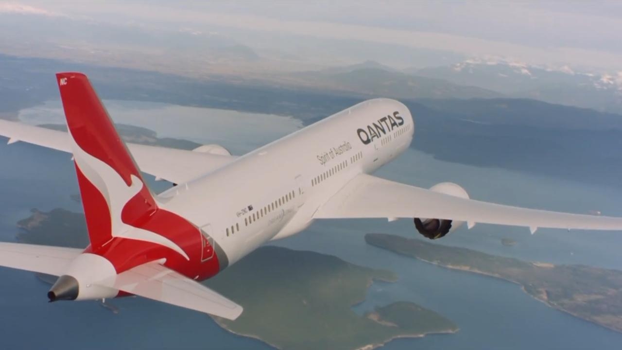 David Jones teams up with Qantas to launch revamped loyalty scheme