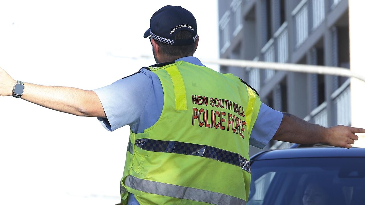 Body found in stormwater drain at Waratah train station in Newcastle