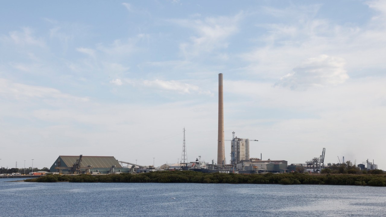 Nyrstar Australia asks for government handout as it loses 'tens of millions a month', struggles to compete against China