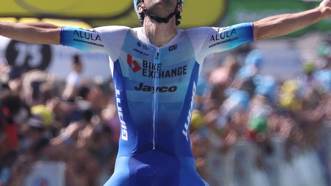 Australian cycling star Michael Matthews is out of the Tour de France after team doctors discovered signs of a pulmonary embolism