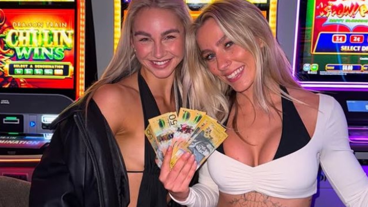 ‘Let's make some f***ing money': The rise of Australia's social media gambling influencers