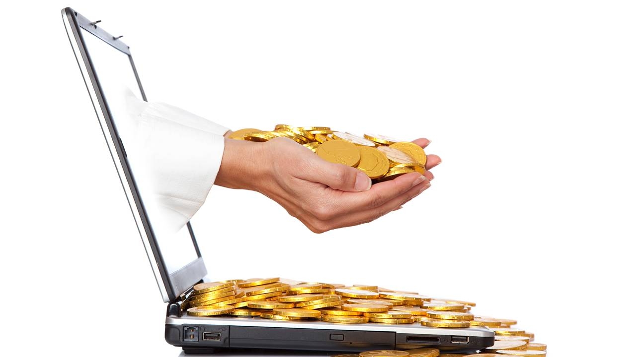 Top 10 at 11: Gold players and online gambling draw eyes this morning