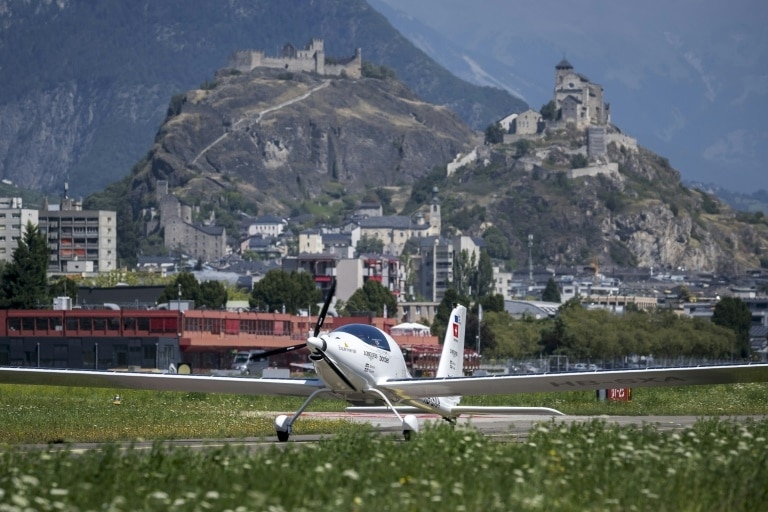 Swiss pilot takes big step closer to solar plane altitude record